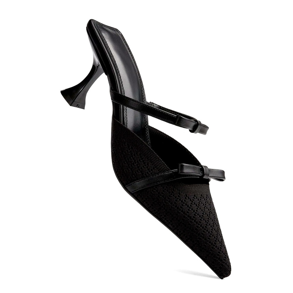 Cosy Island Bowtension Heel. Size 9